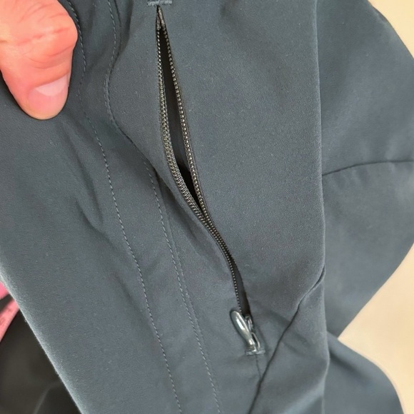 Rhone Men’s 6” Swift Short Size XL Green Lined - Picture 10 of 11